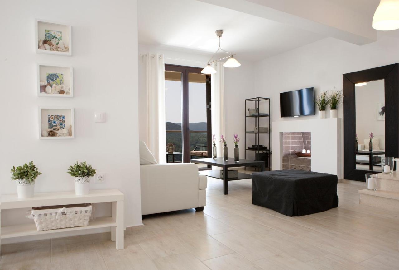 Evgiros Heavenly Heights Villas By Kb Hospitality מראה חיצוני תמונה